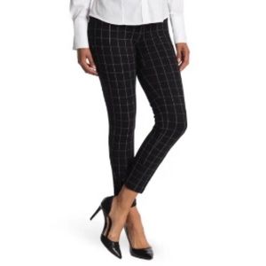 Amanda & Chelsea 4 windowpane skinny pants black